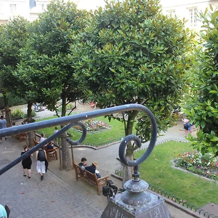 L'emeraude شقة